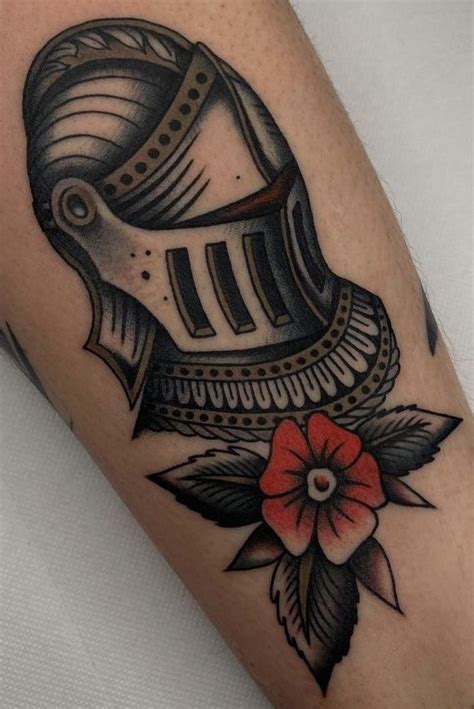 Traditional Knight Helmet Tattoo | Traditional tattoo knight, Old style ...