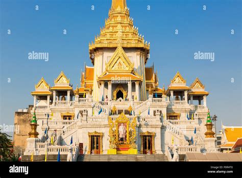 Thailand, Bangkok, Wat Traimit, Temple of the Golden Buddha Stock Photo - Alamy