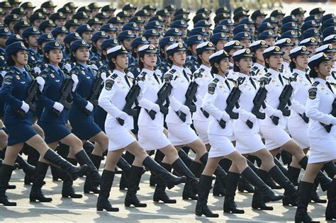 Female generals participate in military parade for first time_70th ...