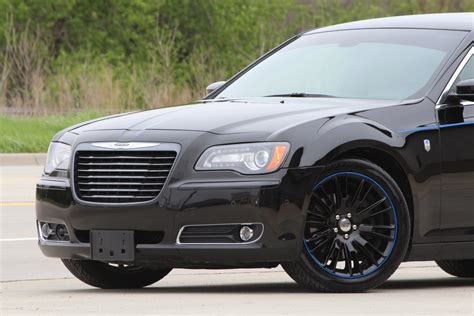 2012 Chrysler 300 “Mopar 12 Edition” | Larry's Auto