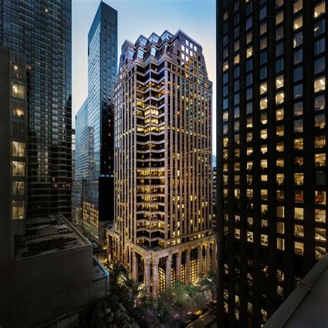 Paramount Gets New Loan for Midtown Manhattan Office Tower - Commercial Property Executive