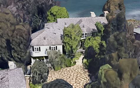 Kenny G House: The Malibu Pad - Urban Splatter