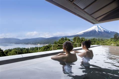 Hot Springs (Onsens) in Yamanashi/Official Travel Guide Yamanashi