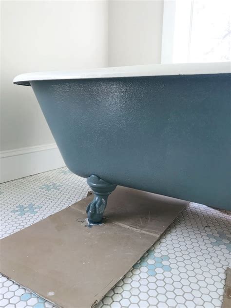 How To Refinish An Old Clawfoot Bath Tub