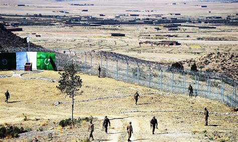 Pakistan fortifies border with Afghanistan to reduce cross border ...