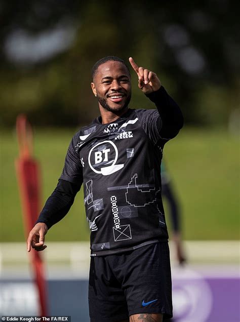 England train in Black History Month shirts ahead of their Euro 2020 qualifiers | Daily Mail Online