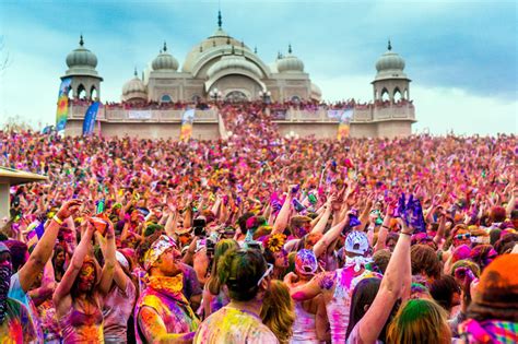 15 Most Popular Festivals of India - Trans India Travels