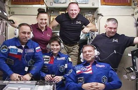 International Space Station Crewmembers Arrive, and Some Start With Tweets | Science Times