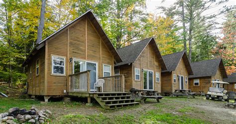 Spacious Wood Cabins | Duck Puddle Campground