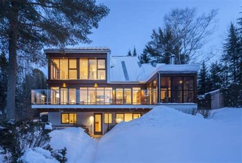 Beautiful Modern House Designs in Snow Country