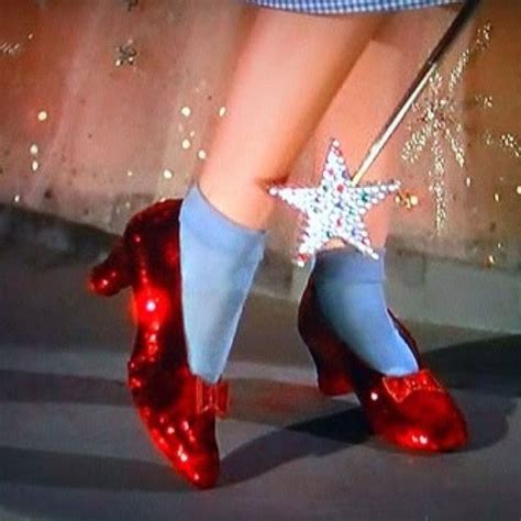 Dorothy's Ruby Red Slippers Smileys, Wizard Of Oz 1939, Wizard Of Oz ...