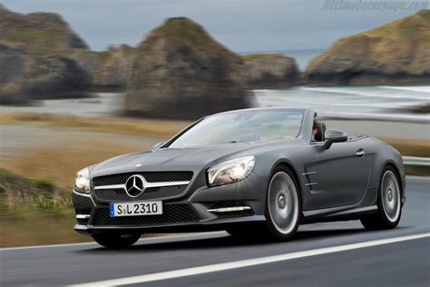 Mercedes-Benz SL 500 High Resolution Image (1 of 12)