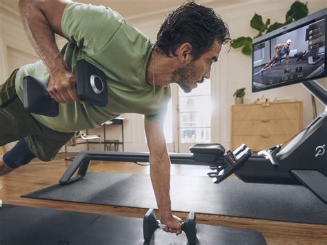 Peloton Row smart rowing machine is thoughtfully designed for ultra ...