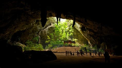 Phraya Nakhon Cave, Sam Roi Yot National Park | Hua Hin Travel Guide