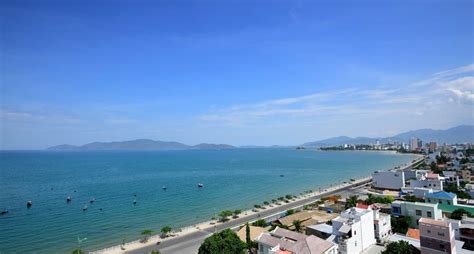 10 Best Beaches by Nha Trang, Vietnam