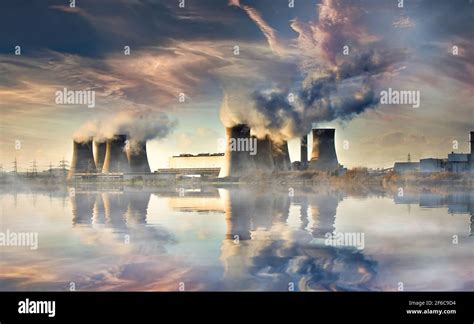 West Burton Power Station Stock Photo - Alamy