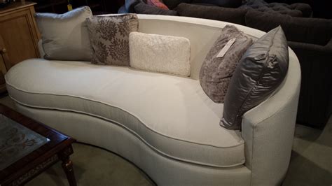 Bernhardt Sofa on Showroom Floor | Furniture, Redo furniture, Bernhardt sofa