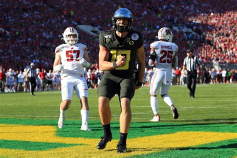 Miami Dolphins 2020 Draft Profile: Quarterback Justin Herbert