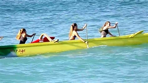 Beautiful Girls Rowing Outrigger Canoe Off Of Maui, Hawaii Video Smoosh - YouTube