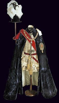 Order of the Garter - Robes belonged to King George III, London ? | Order of the garter, King ...