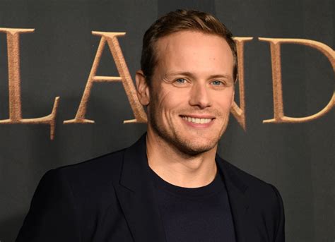 'Outlander' Star Sam Heughan Flips the Bird In New Behind-the-Scenes Photo From Season 7