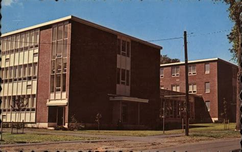 Science and Economics Building, Farmington State College Maine Postcard