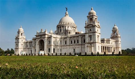 Victoria Memorial Kolkata, timings, photos, history, entry fees, distance