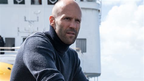 How Jason Statham Proves to Be a Strong Swimmer in ‘The Meg’ - The New York Times