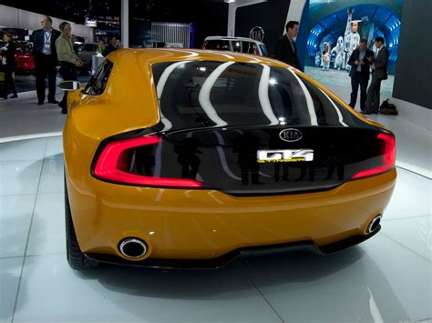 Kia Stinger GT4 concept was a 315-hp, rear-wheel-drive hot hatch - CNET