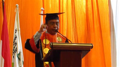 Poltekkes Kemenkes Jambi Wisuda 333 Lulusan, Siap Bekiprah di Dunia ...