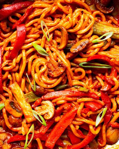 Gochujang Noodles (Spicy Korean Noodles) – Beat The Budget