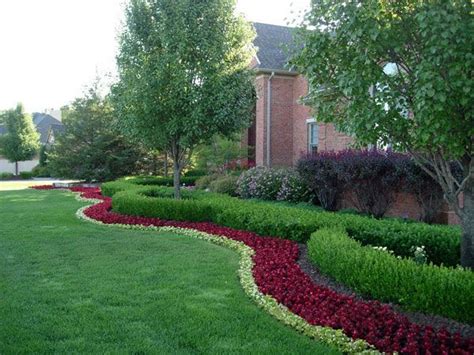 Boxwood Landscaping | Omaha Landscaping Company | Arbor Hills Landscaping | FREE Estimates