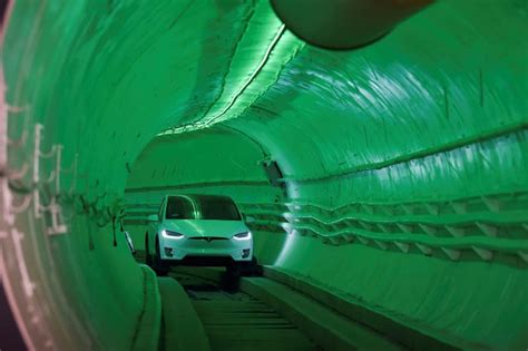 Watch Teslas Slowly Move Through Elon Musk's New Las Vegas Tunnel ...