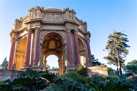 Discovering San Francisco: The Story and History Behind Famous Sites ...