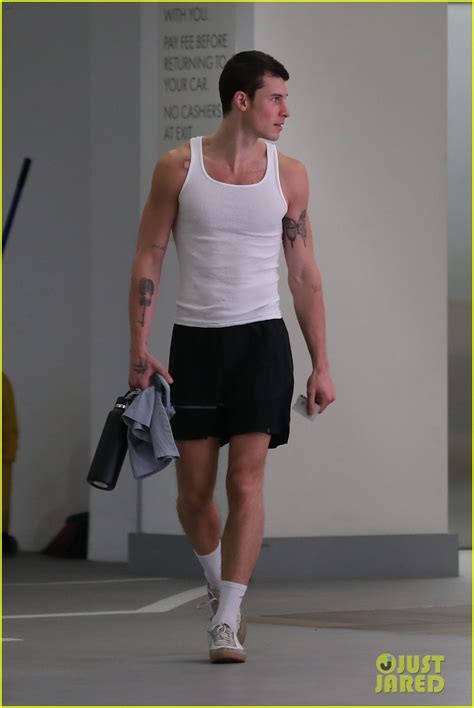 Shawn Mendes Jumpstarts the Week with a Workout | Photo 1367520 - Photo Gallery | Just Jared Jr.