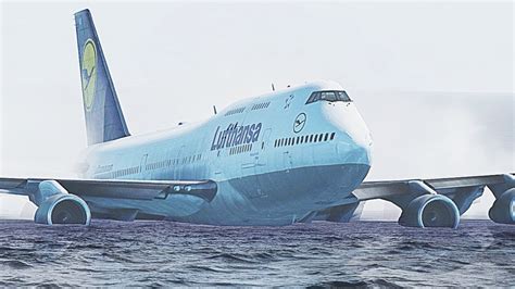 Boeing 747 Plane Crash