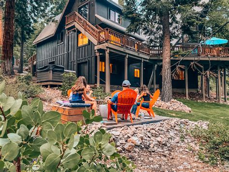 Where To Stay In North Lake Tahoe: Cabin Review | Glitter&Mud