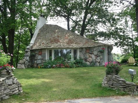 Earl Young Mushroom Houses | Dreamy Homes | Pinterest