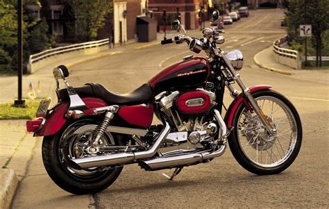 HARLEY-DAVIDSON 883 Custom (2005-2006) Specs, Performance & Photos ...