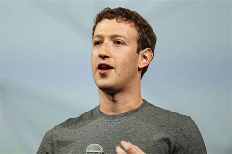 Zuckerberg Sues Hundreds of Hawaiians to Force Them Off His 700-Acre Estate