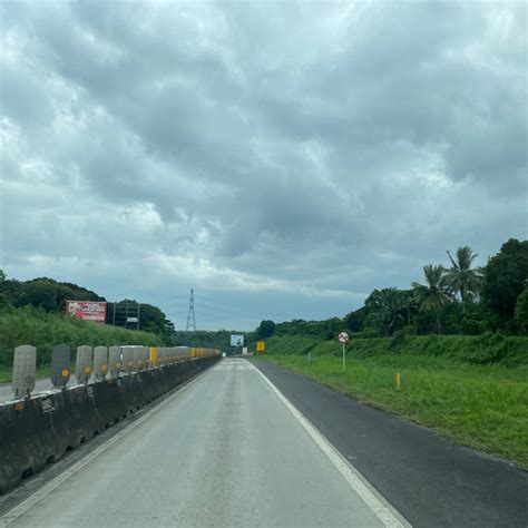 Photos at Star Tollway - Batangas City Exit - Southern Tagalog Arterial Road