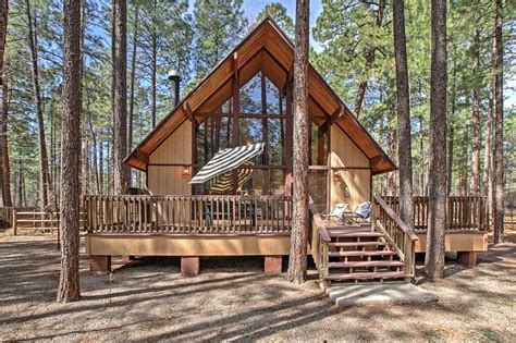 3BR Pinetop Cabin w/ Spacious Deck & Backyard! - Aluguéis de temporada em Pinetop-Lakeside ...