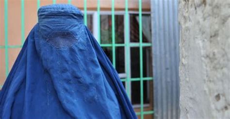 The Allure of the Burka – The Forward