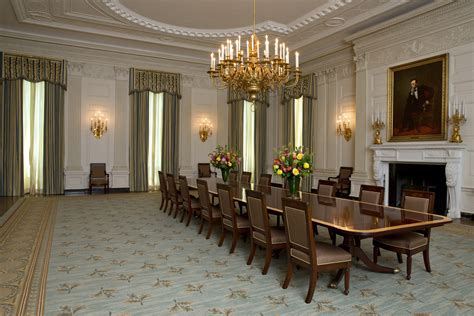 White House dining room gets a slight makeover - CBS News