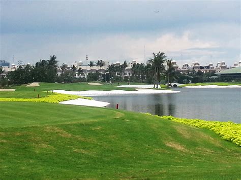 Welcome to my pleasuredome: pantai indah kapuk golf, Jakarta