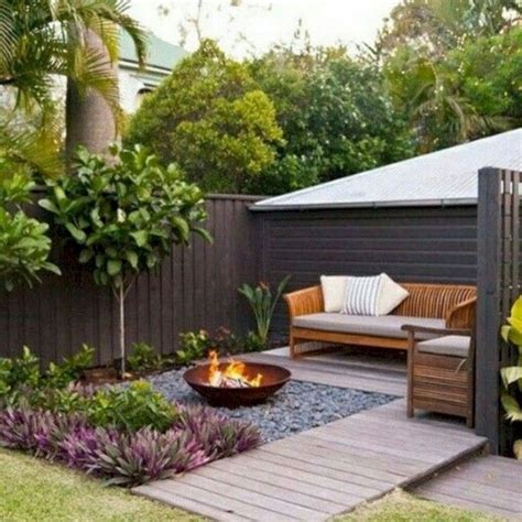 35 Smart Small Backyard Patio Design - Home Decoration and Inspiration Ideas