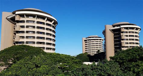 The University of Hawaii's Circular Dorms - Core77