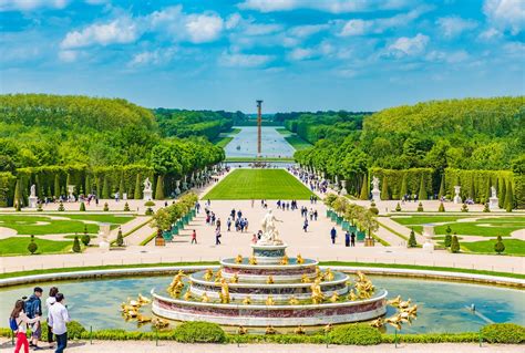 Things to Do in Versailles: The Best of the Palace and the Gardens