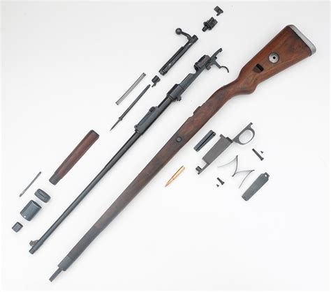 1943 vintage Karabiner 98k rifle stripped down for cleaning : knolling