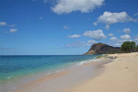 Nanakuli Beach, west Oahu, Hawaii | Andy Kuang | Flickr